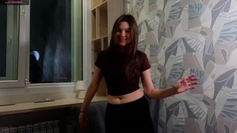 Snapshot of cordiacower chatting on 10.17.25 Leya online show from 10.17.25