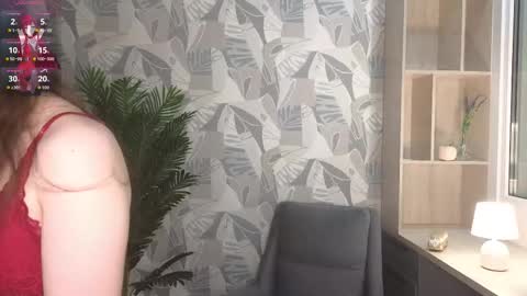 Snapshot of cordiacower chatting on 12.15.25 Leya online show from 12.15.25