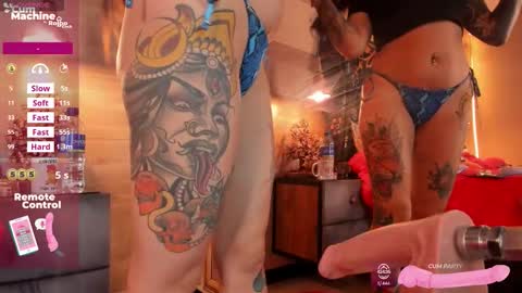 Snapshot of cori_paige chatting on 11.09.25 Cori online show from 11.09.25