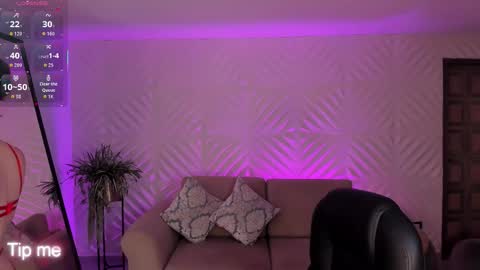 Corinne Russo online show from 10.28.25