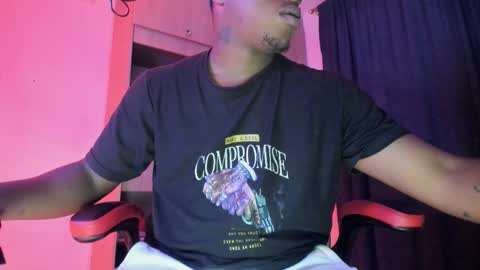 Snapshot of corvis_xnc0012 chatting on 10.22.25 Corvis Xnc0012 online show from 10.22.25