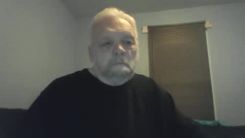 Snapshot of coryp chatting on 11.23.25 coryp online show from 11.23.25
