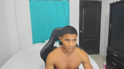 Snapshot of corzoethan chatting on 10.18.25 Ethan online show from 10.18.25