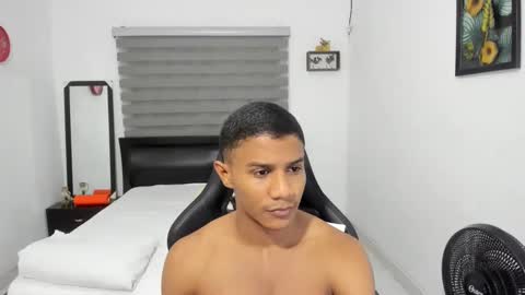 Snapshot of corzoethan chatting on 11.16.25 Ethan online show from 11.16.25