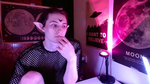 Snapshot of cosmonudes chatting on 12.21.24 Barry online show from 12.21.24