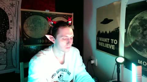 Snapshot of cosmonudes chatting on 12.30.24 Barry online show from 12.30.24