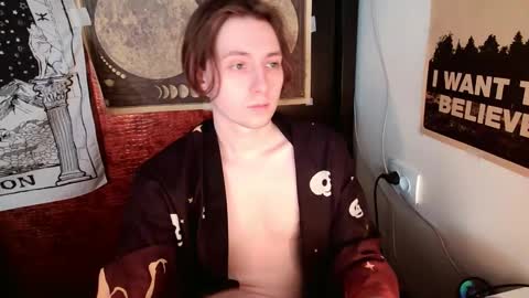 Snapshot of cosmonudes chatting on 02.10.25 Barry online show from 02.10.25