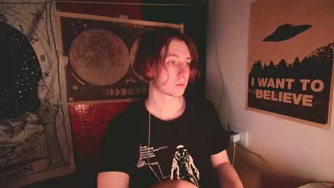 Snapshot of cosmonudes chatting on 03.08.25 Barry online show from 03.08.25