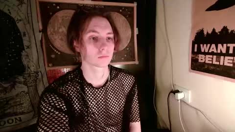 Snapshot of cosmonudes chatting on 03.10.25 Barry online show from 03.10.25