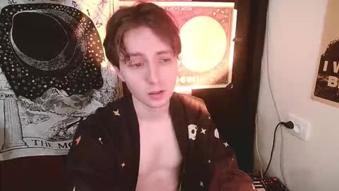 Snapshot of cosmonudes chatting on 09.09.25 Barry online show from 09.09.25