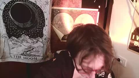 Snapshot of cosmonudes chatting on 09.19.25 Barry online show from 09.19.25