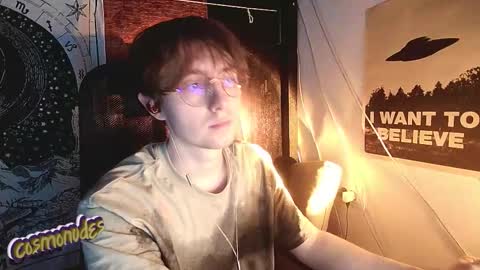 Snapshot of cosmonudes chatting on 12.22.25 Barry online show from 12.22.25