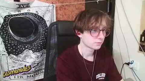 Snapshot of cosmonudes chatting on 01.09.26 Barry online show from 01.09.26