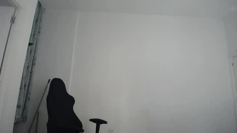 costantine helena24 online show from 11.21.25