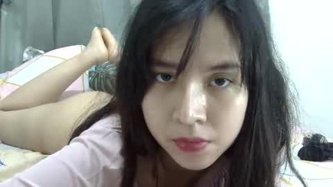 Liz Gwyneth Charlota online show from 05.18.26