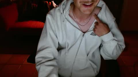 Snapshot of couldbesleeping chatting on 10.14.25 couldbe online show from 10.14.25