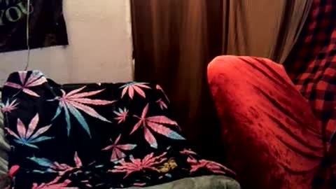 Alaskawildcouple online show from 02.05.25