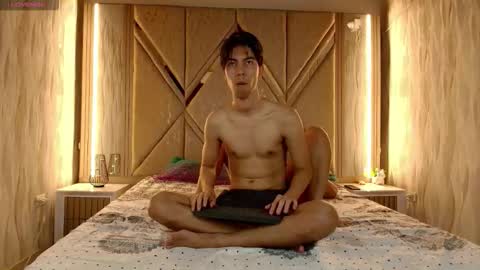 Ricardo  Isabella online show from 12.19.25