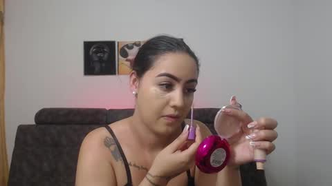  ALEJANDRO Y EMILY  online show from 03.01.25