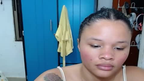 Snapshot of couple_sexy8 chatting on 12.09.24 SOPHIE Y CAMILO online show from 12.09.24