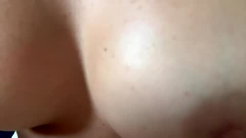 Snapshot of couplemixte25 chatting on 07.28.26 Couplemixte25 online show from 07.28.26