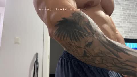 couplemuscle40 online show from 02.10.26