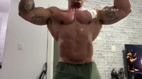 couplemuscle40 online show from 03.17.26