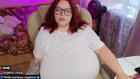 Snapshot of courteous_raspberrrry chatting on 06.22.26 Rose Roys my online show from 06.22.26