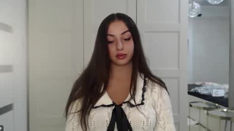 Courtney online show from 10.22.25