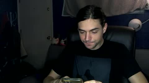 Snapshot of courtshipdating chatting on 01.18.25 Harry online show from 01.18.25