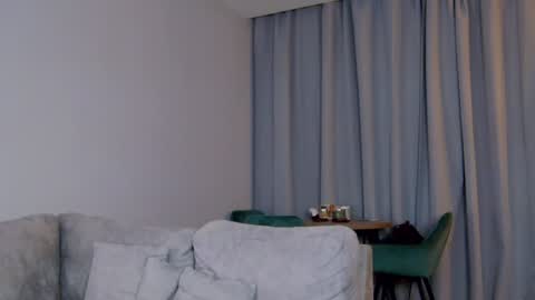 Snapshot of coverm chatting on 02.05.26 CoverM online show from 02.05.26