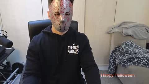 Snapshot of cowboylean chatting on 10.31.25 cbl online show from 10.31.25