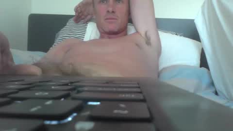 Snapshot of cptduckpants chatting on 12.22.24 cptduckpants online show from 12.22.24