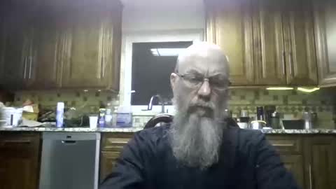 Snapshot of craven_moreass chatting on 05.12.26 Dick Fitswell online show from 05.12.26