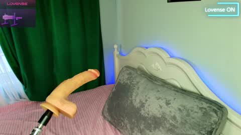 Eva online show from 10.30.25