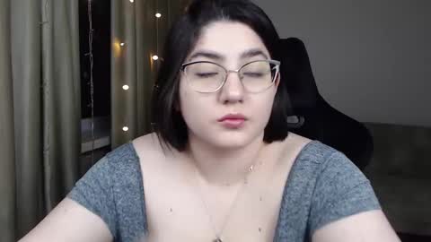 Crazy Bunya online show from 12.21.25