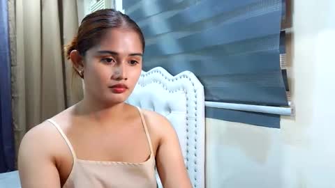 Portia Scott online show from 04.03.26