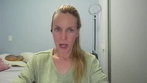 Anny online show from 04.20.26