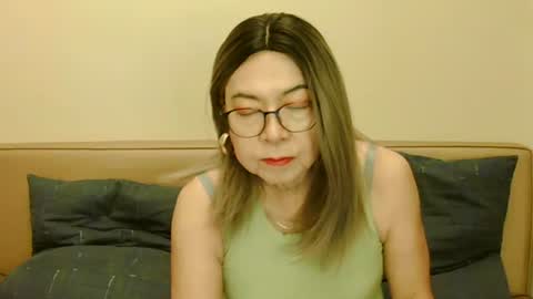 Snapshot of crazychika chatting on 10.30.25 Kelly online show from 10.30.25