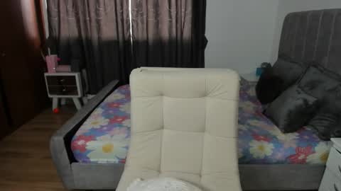 LAURA online show from 02.15.26