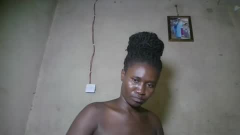 Snapshot of creampygal chatting on 03.01.25 SUSAN online show from 03.01.25