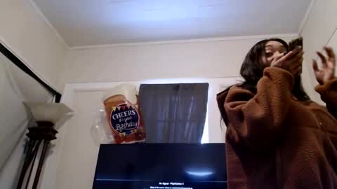 CreamyExotica online show from 02.17.25