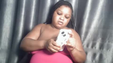 creamyposh1 online show from 11.26.25