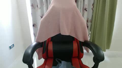 Snapshot of creamypussy18x chatting on 11.11.25 creamypussy18x online show from 11.11.25