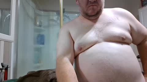 Snapshot of creeeping_death chatting on 12.05.24 The hopeless romantic online show from 12.05.24