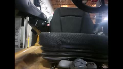 Snapshot of creeeping_death chatting on 01.08.25 The hopeless romantic online show from 01.08.25