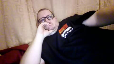 Snapshot of creeeping_death chatting on 02.16.26 The hopeless romantic online show from 02.16.26