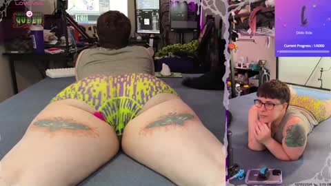 Snapshot of creepycrawlyqueen chatting on 12.10.24 Amethyst online show from 12.10.24