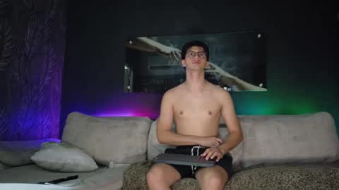 CRHISTIAN online show from 04.14.26