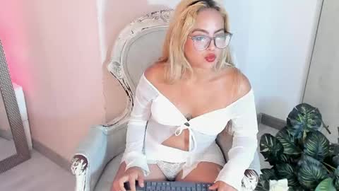 CristyBloom  online show from 05.08.26